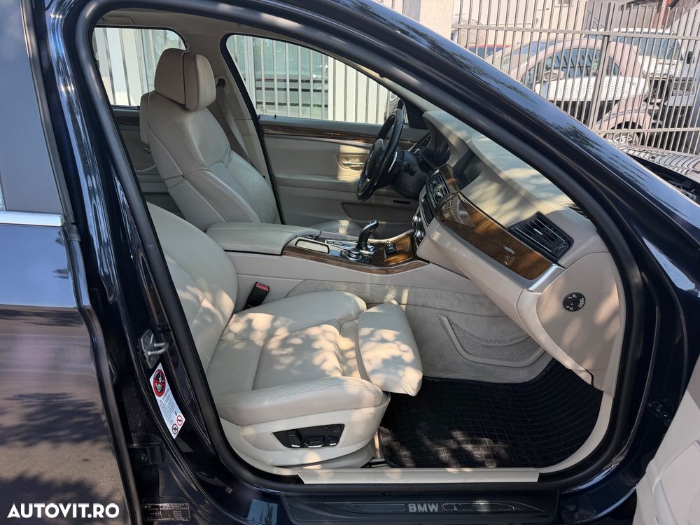 BMW Seria 5 520d Aut. - 14