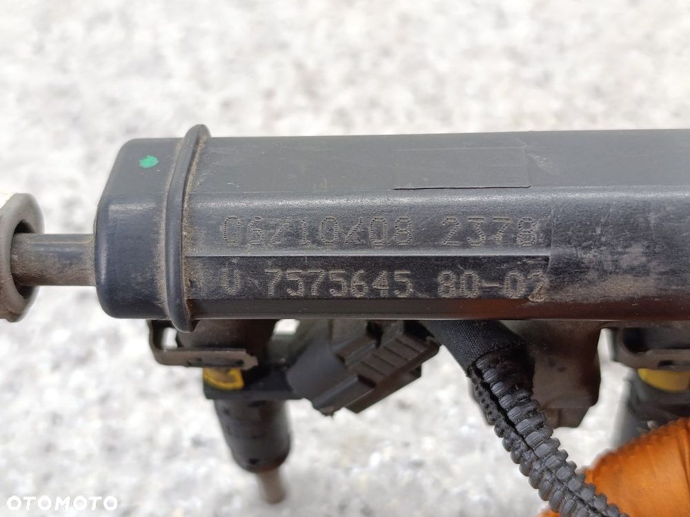 LISTWA WTRYSKOWA BENZYNA PEUGEOT 207 V757564580 1.4 VTI - 5