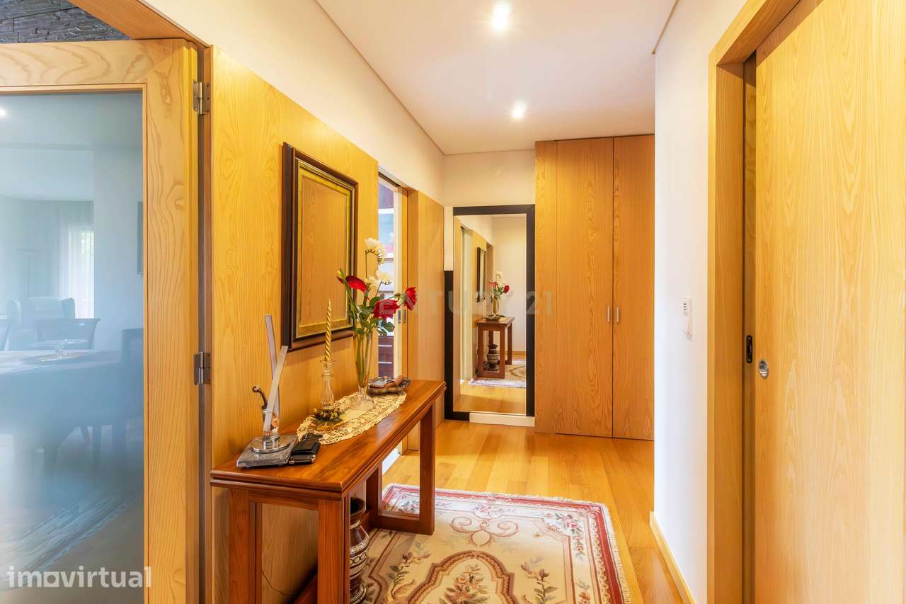 Apartamento T2 em Oliveira do Douro, Vila Nova de Gaia - Grande imagem: 4/60