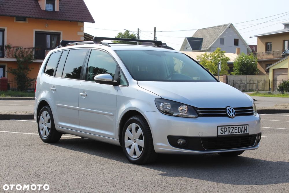Volkswagen Touran 1.6 TDI DPF BlueMot Comfortline - 1