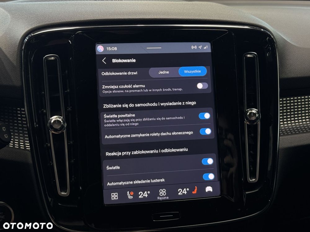 Volvo XC 40 B4 Plus Dark - 33