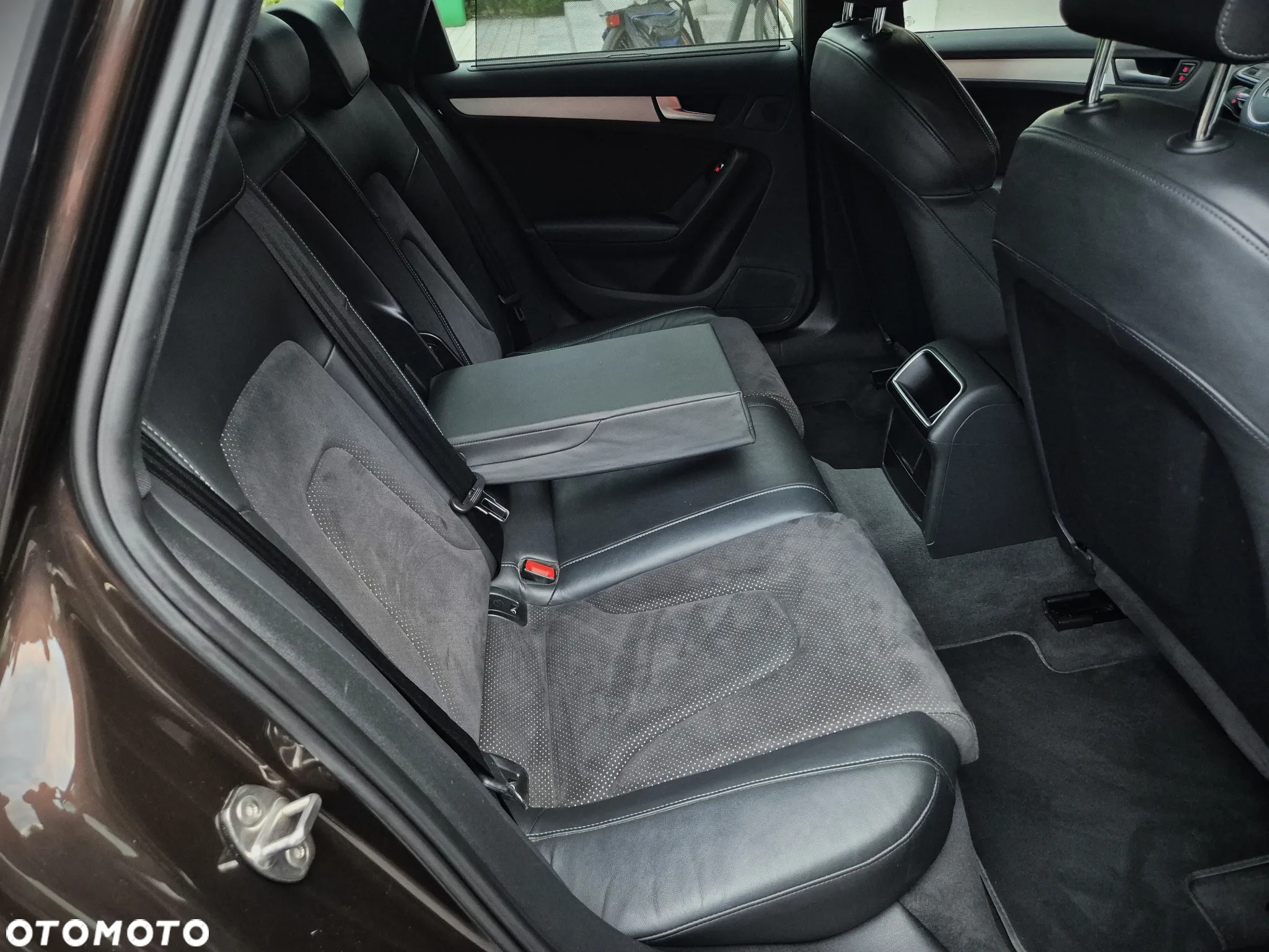 Audi A4 Avant 2.0 TDI DPF S line Sportpaket - 30