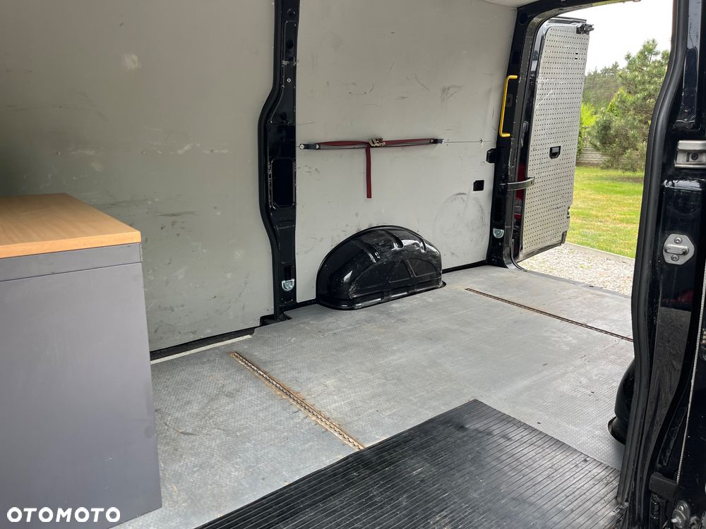 Volkswagen Crafter - 12
