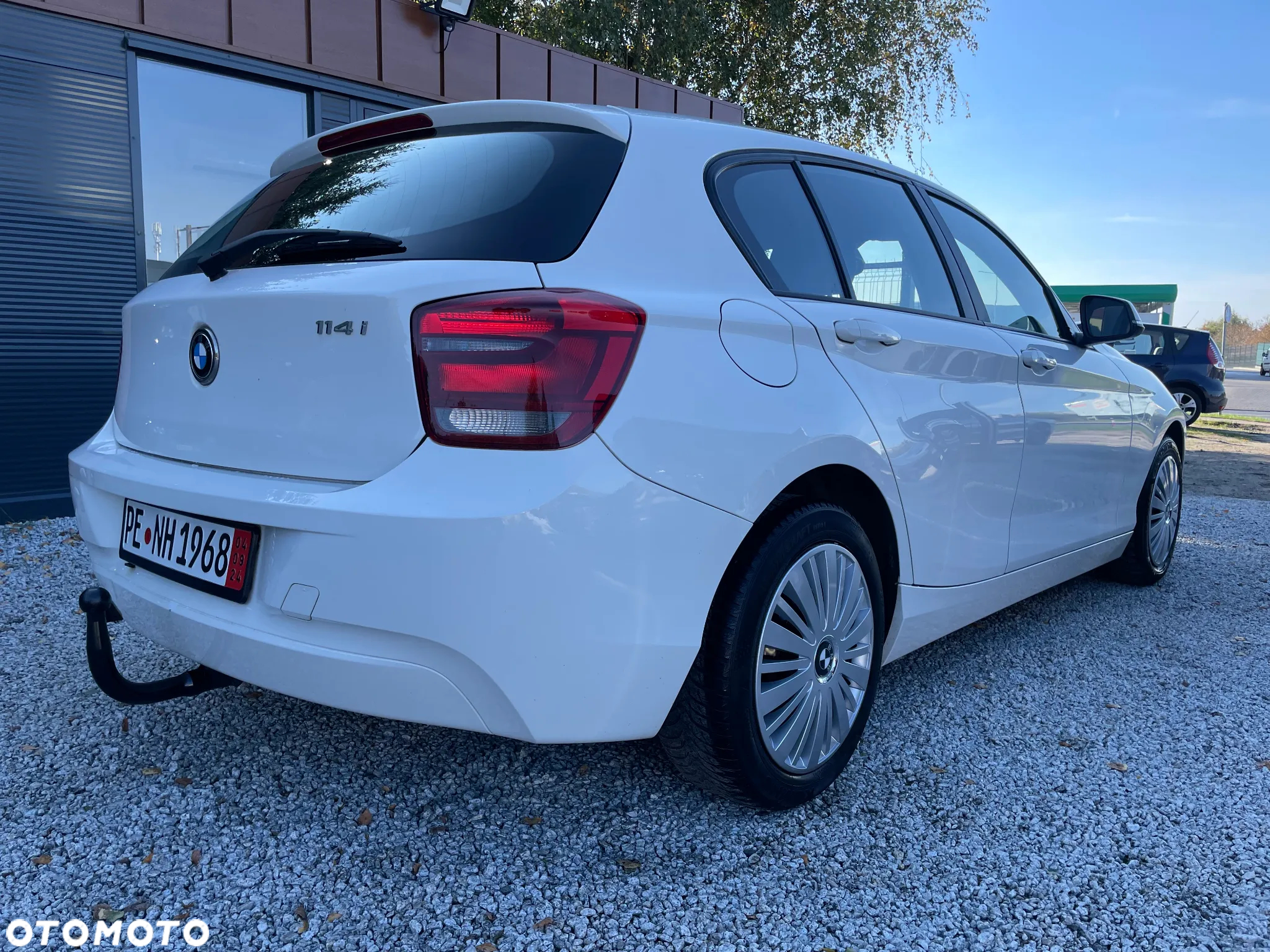 BMW Seria 1 114i - 4