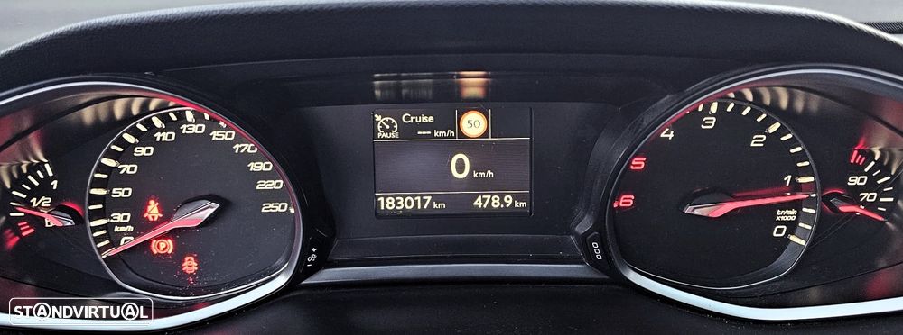 Peugeot 308 SW BlueHDi 120 Stop & Start Allure - 12