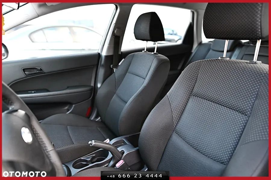 Hyundai i30 i30cw 1.6 CRDi Edition Plus - 9