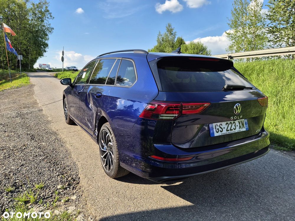 Volkswagen Golf 1.0 eTSI OPF DSG Active - 10