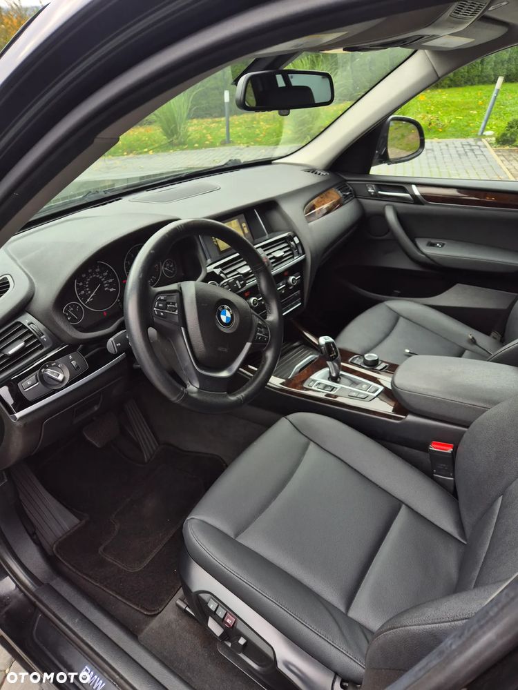 BMW X3 xDrive28i - 12