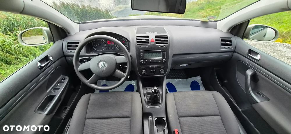 Volkswagen Golf - 13