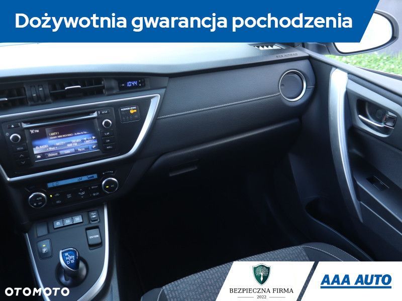 Toyota Auris - 10