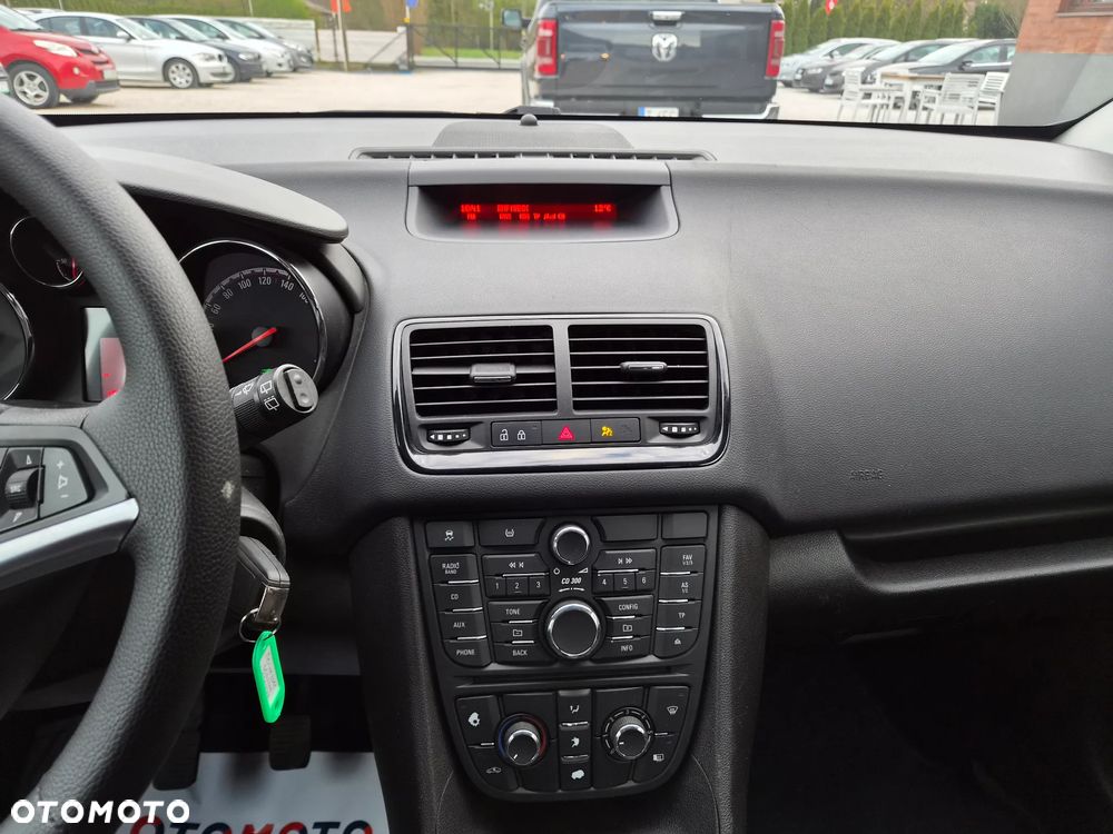 Opel Meriva - 25