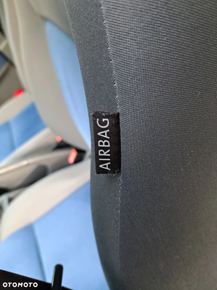 Volkswagen Polo 1.2 Comfortline - 24