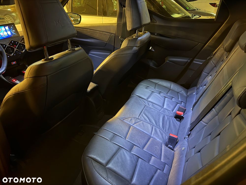 DS Automobiles DS 3 Crossback Performance Line + - 8