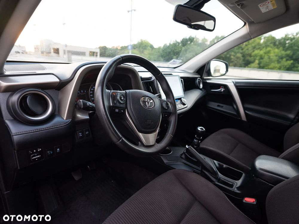 Toyota RAV4 2.0 D-4D Active - 5