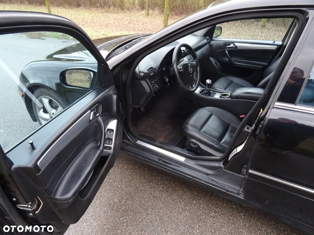 Mercedes-Benz Klasa C 230 - 5