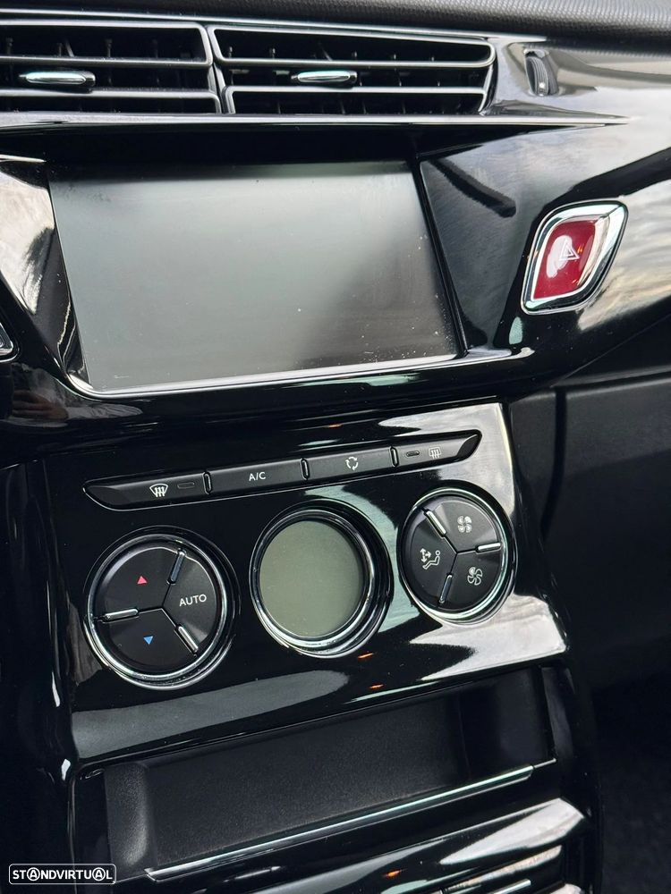 Citroën C3 1.2 PureTech Shine - 14