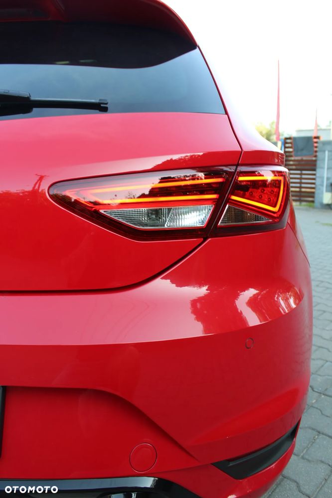 Seat Leon 1.8 TSI Start&Stop DSG FR - 33