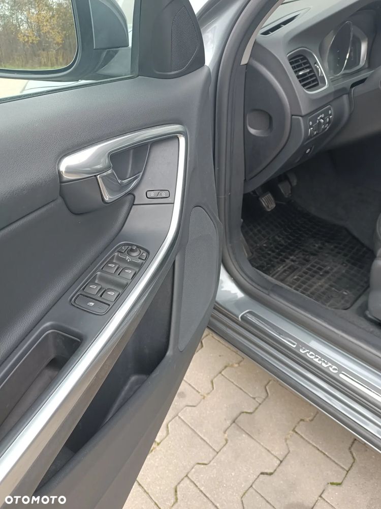 Volvo V60 D2 Drive-E Summum - 23