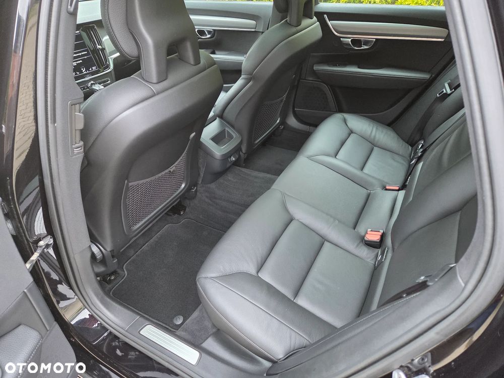 Volvo V90 - 9