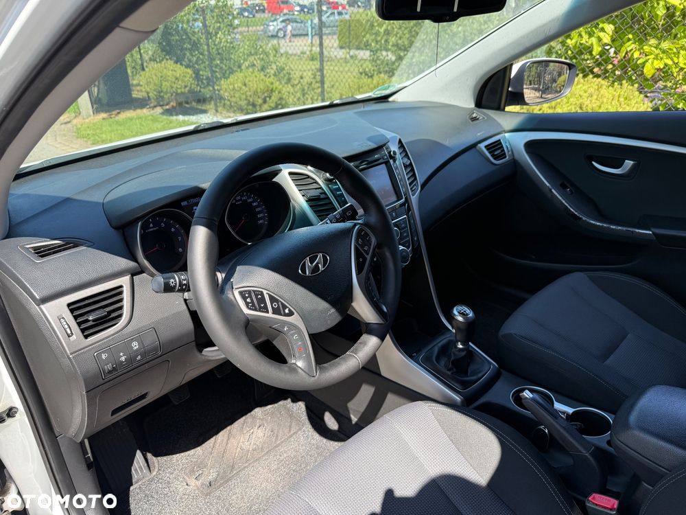 Hyundai i30 blue 1.4 YES Gold - 23