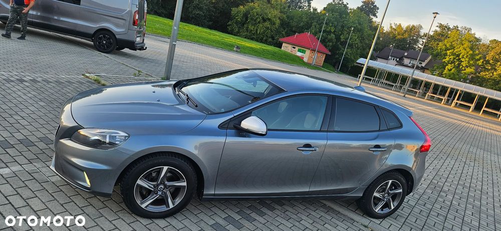 Volvo V40 D2 RDesign - 21