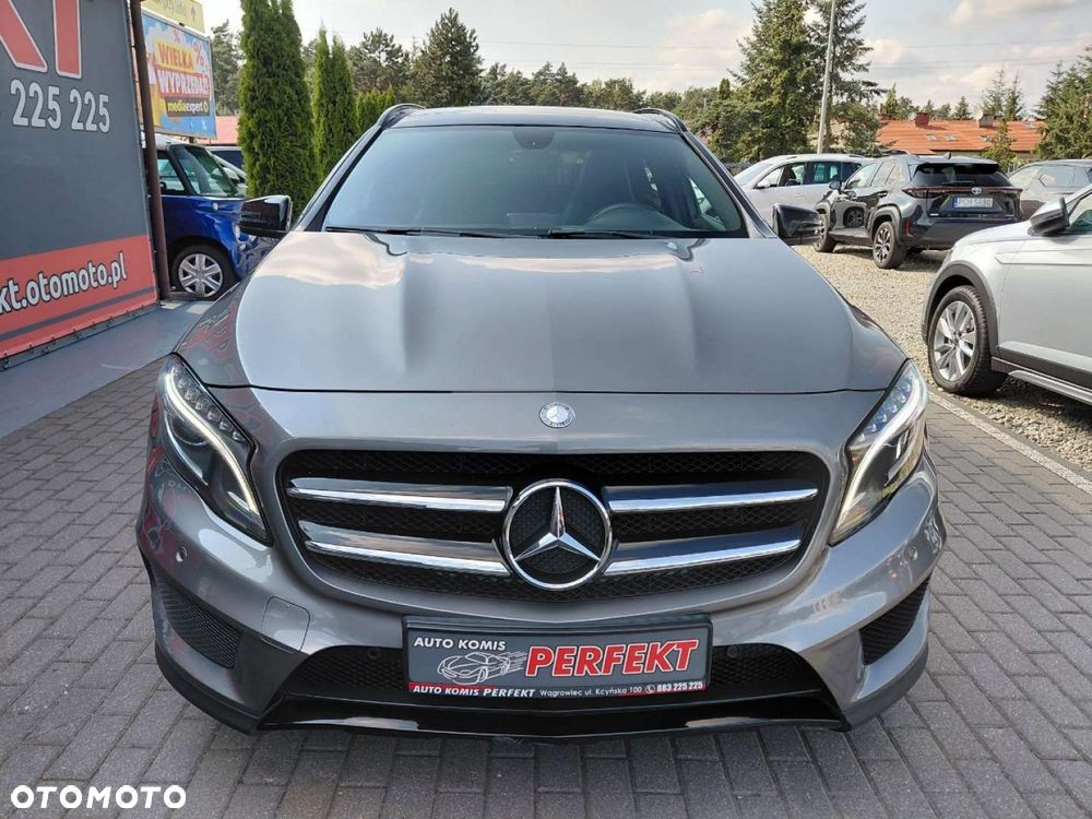 Mercedes-Benz GLA - 3