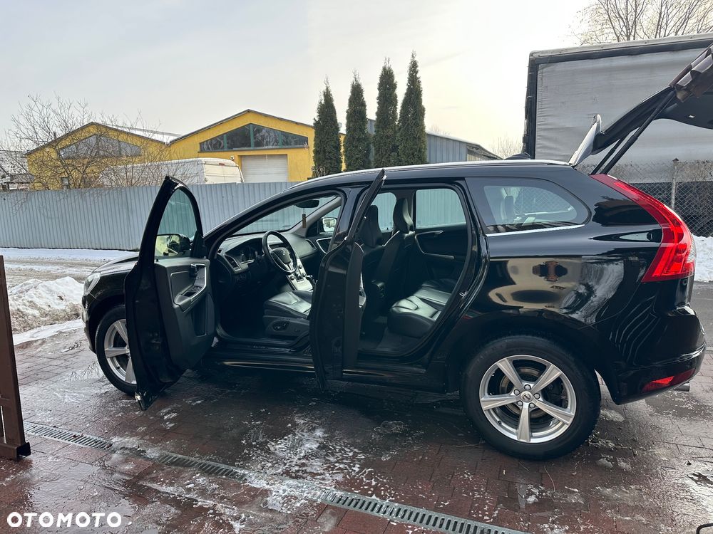 Volvo XC 60 D3 Drive-E Summum - 7