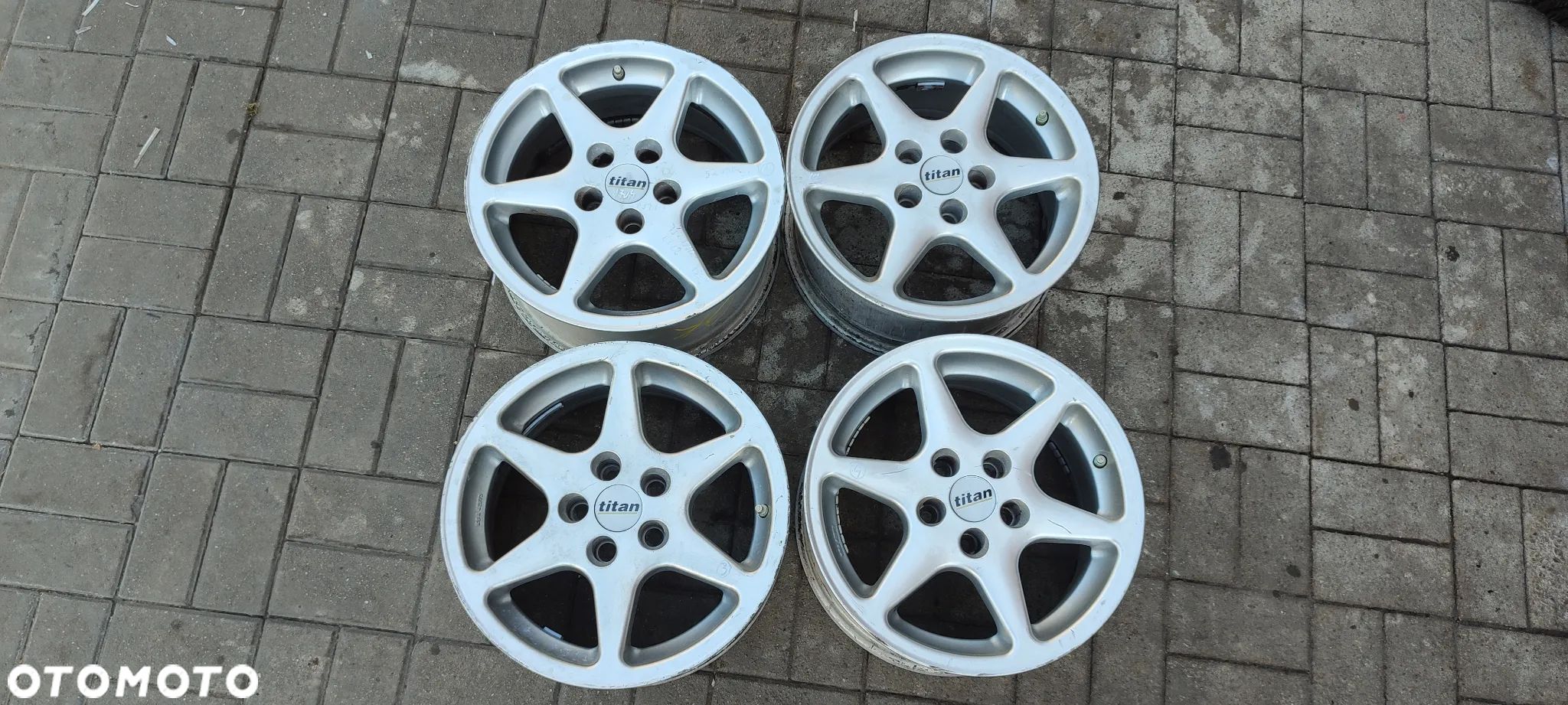 FELGI ALUMINIOWE 5x100 7Jx15 CALI ET28 fi 70.4/65.1 VW AUDI SEAT SKODA TOYOTA SUBARU KOMPET 4 SZTUKI TITAN - 1