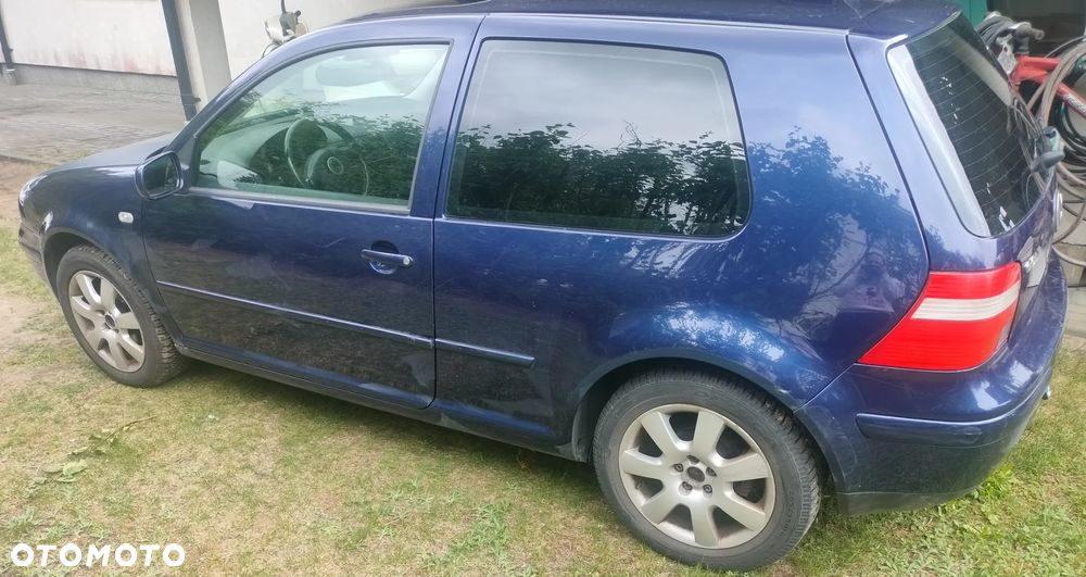 Volkswagen Golf 1.6 Basis - 6
