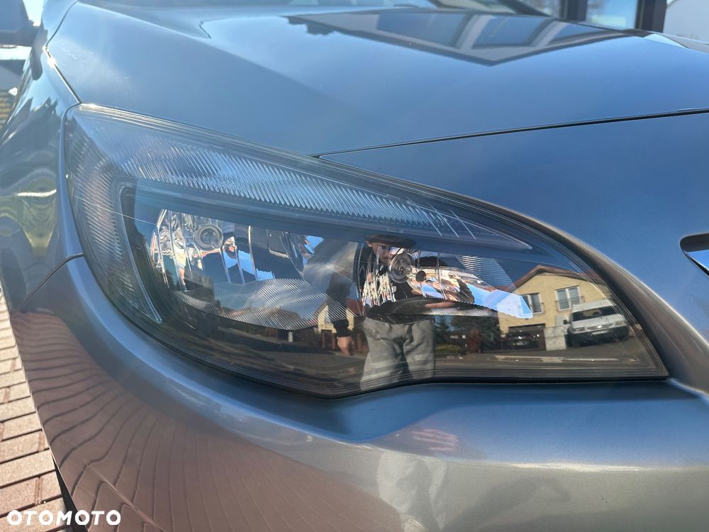 Opel Astra IV 1.4 T Sport EU6 - 7