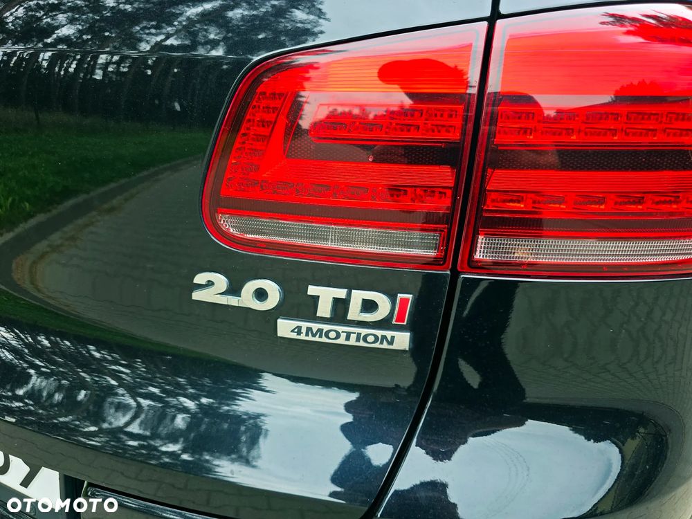 Volkswagen Tiguan 2.0 TDI 4Mot R-Style DSG - 23