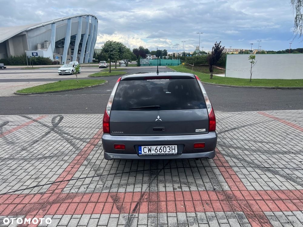 Mitsubishi Lancer 1.6 Sport - 5