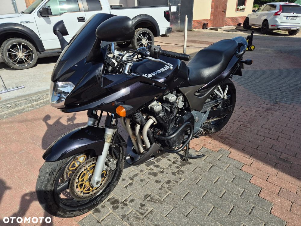 Kawasaki ZR - 6
