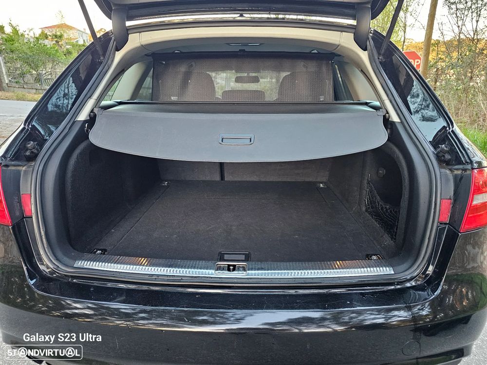 Audi A4 Avant 2.0 TDi - 9