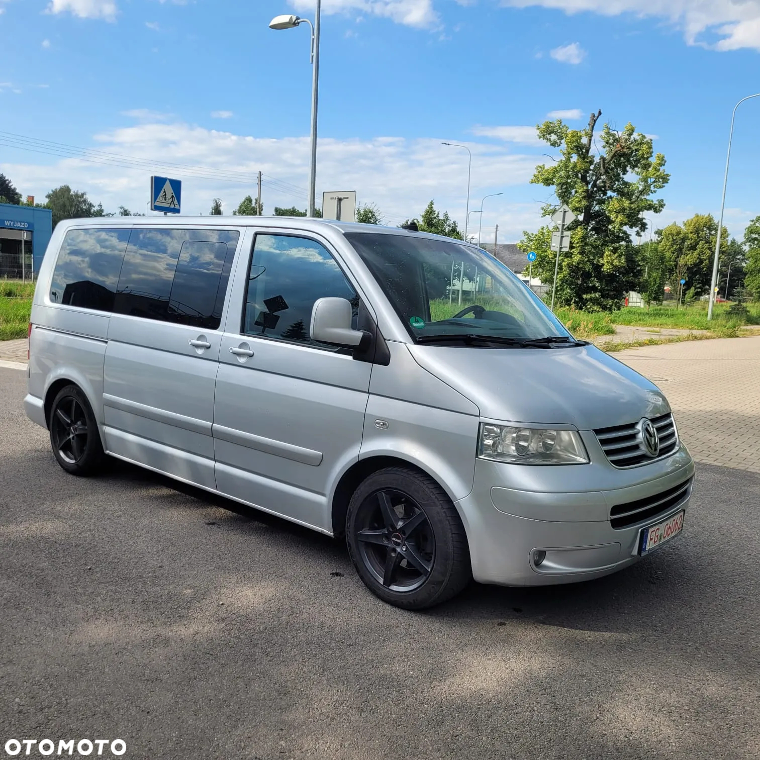 Volkswagen Multivan TDI L1 Comfortline - 6