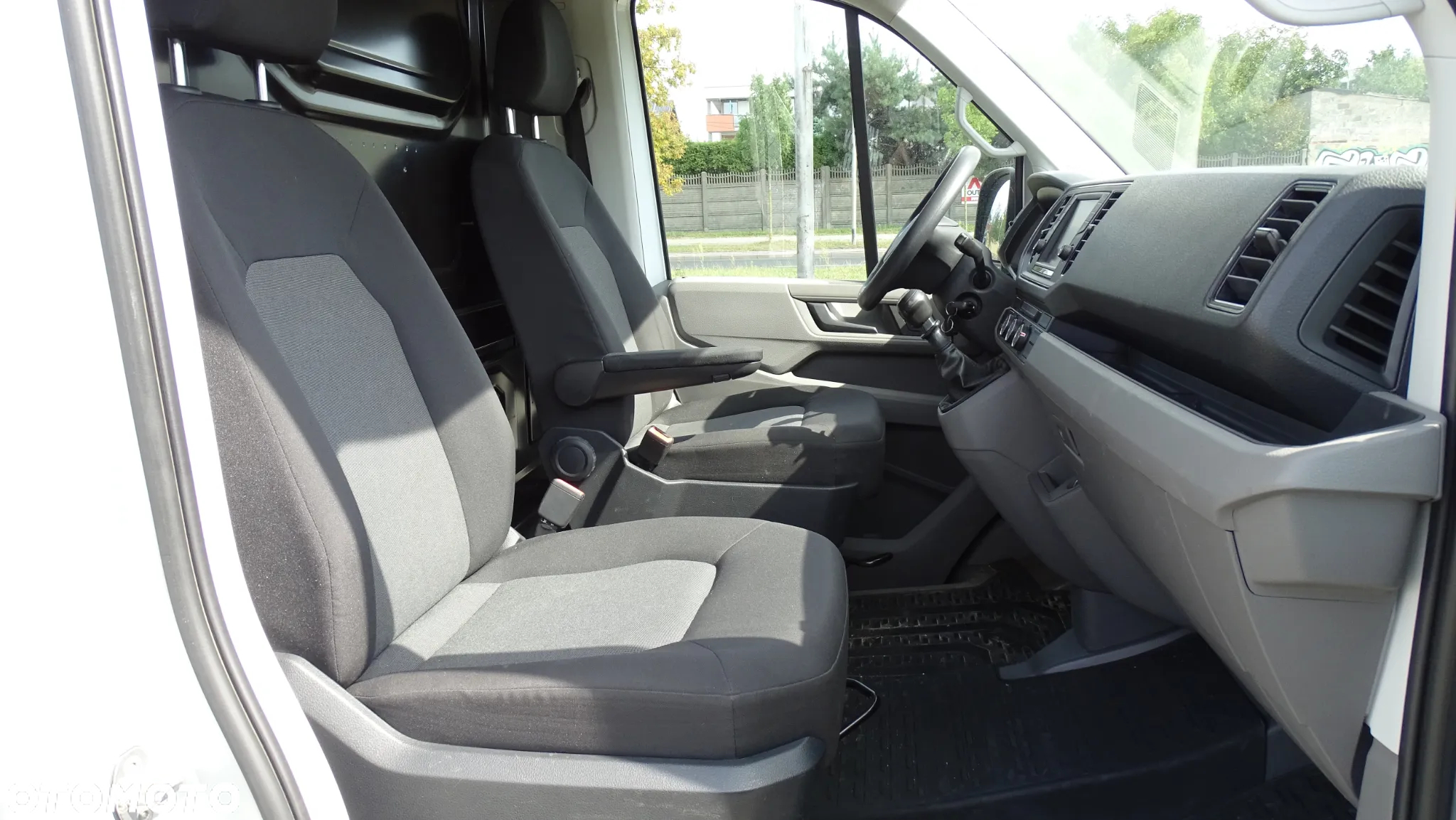 Volkswagen Crafter - 19
