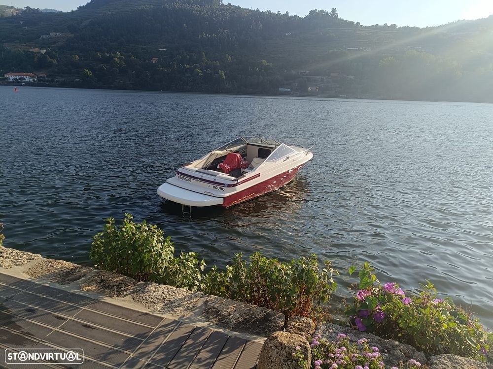 Maxum 2300SC - 2