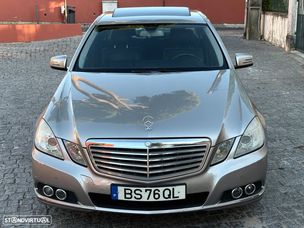 Mercedes-Benz E 220 CDI DPF BlueEFFICIENCY Auto Elegance - 3