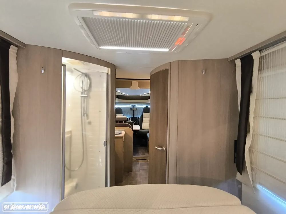 Burstner Ixeo Fifty Five 55 Cama central + basculante - 20