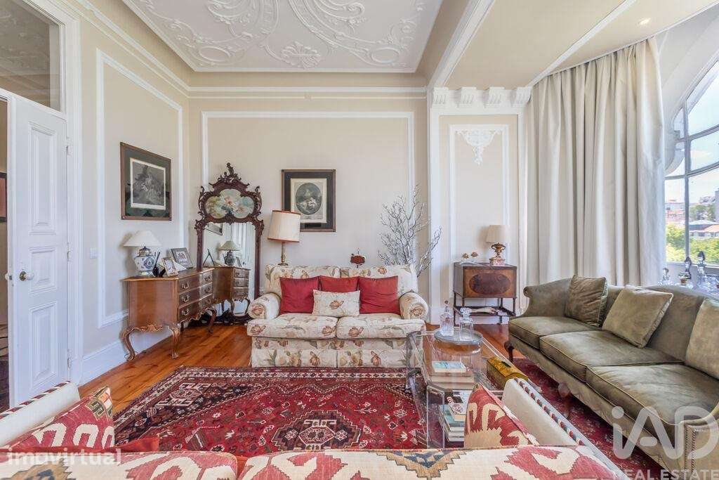 Apartamento T5 em Santo António - Grande imagem: 3/40