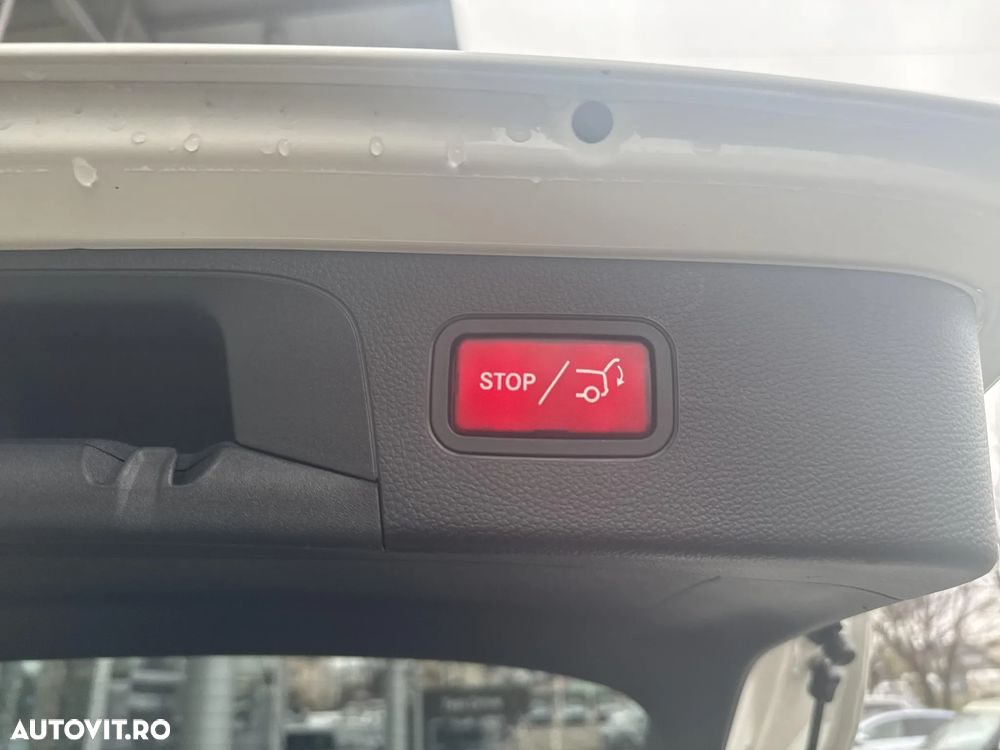 Mercedes-Benz GLC - 24