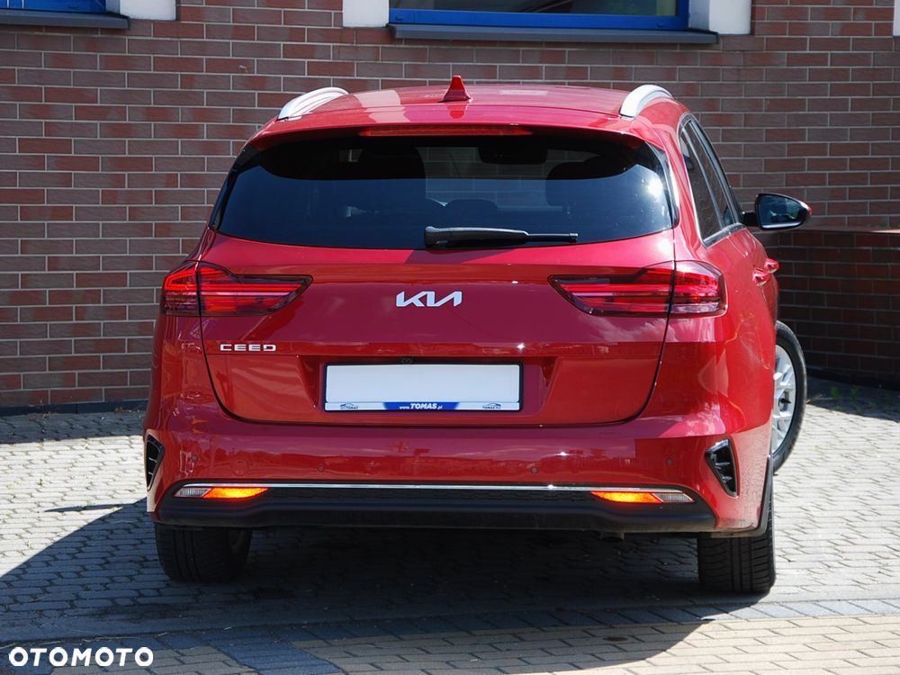 Kia Ceed - 6
