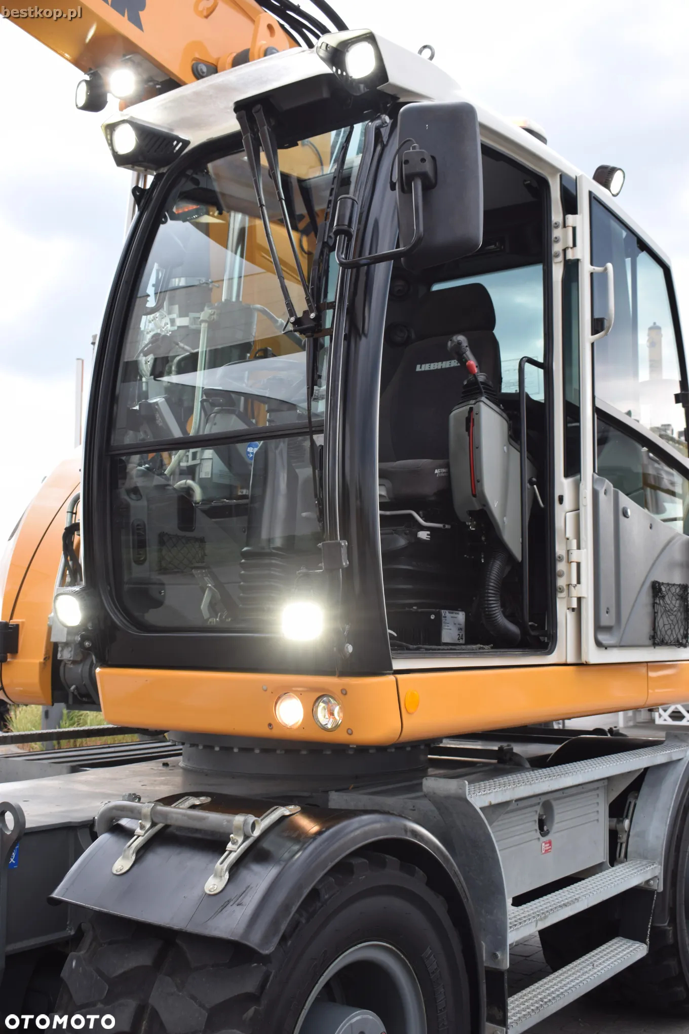 Liebherr A916 Litronic - 25