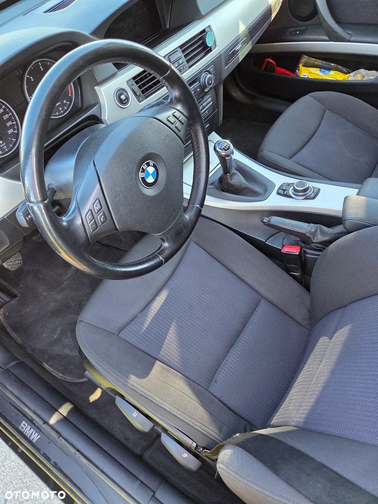 BMW Seria 3 316d - 4