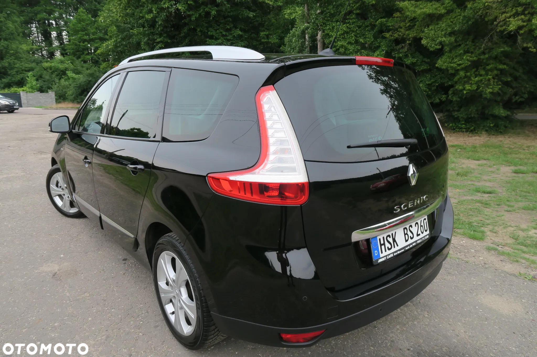 Renault Grand Scenic ENERGY dCi 130 S&S Bose Edition - 9