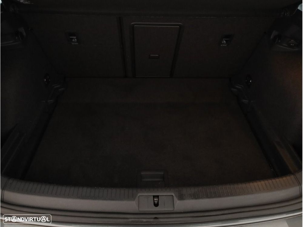 VW Golf 1.0 TSI Confortline - 17