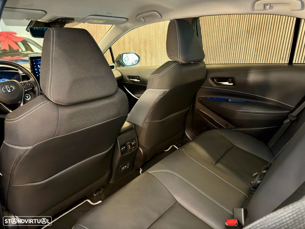 Toyota Corolla SD 1.8 Hybrid Luxury - 15
