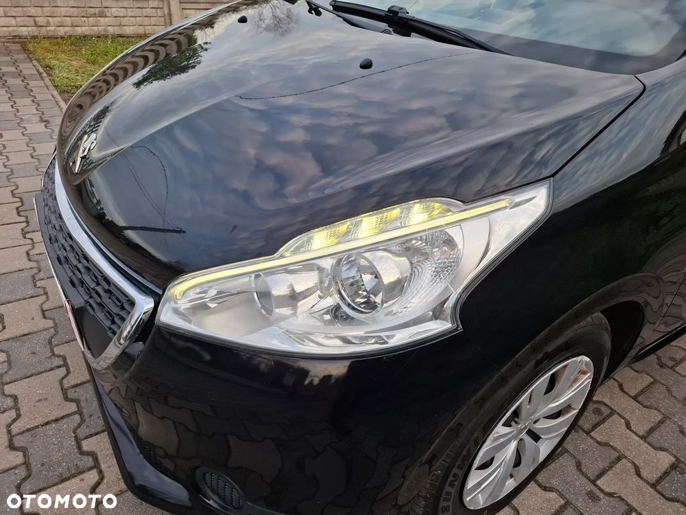 Peugeot 208 82 VTI Style - 12