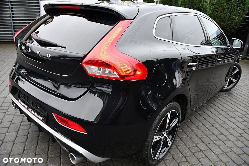 Volvo V40 D3 Geartronic RDesign - 31