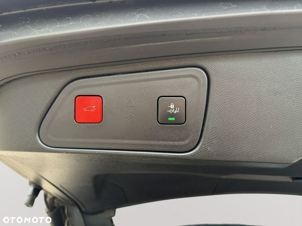 Peugeot 3008 1.2 PureTech Allure Pack S&S EAT8 - 27